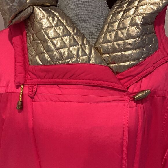 London Fog Coat  - Picture 4 of 14